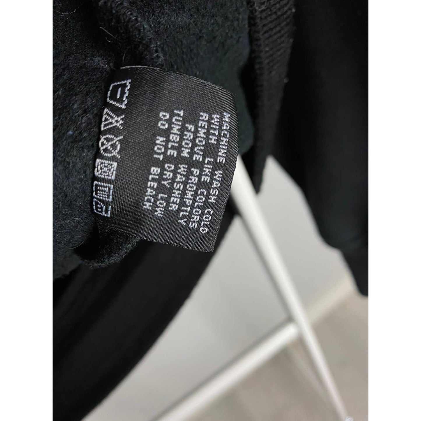 2Pac vintage black sweatshirt tupac the collection thug