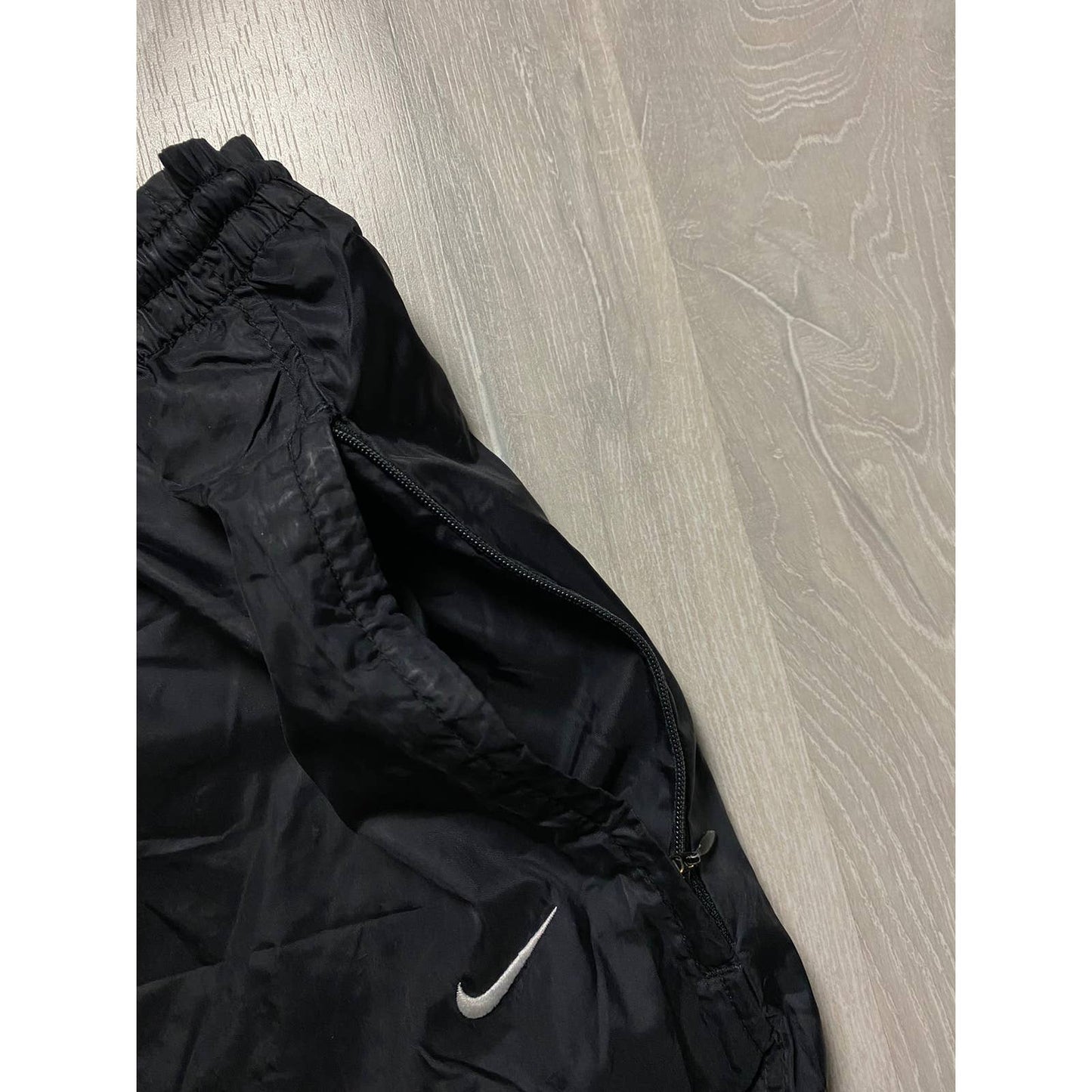 Nike vintage black track pants small swoosh 2000s parachute