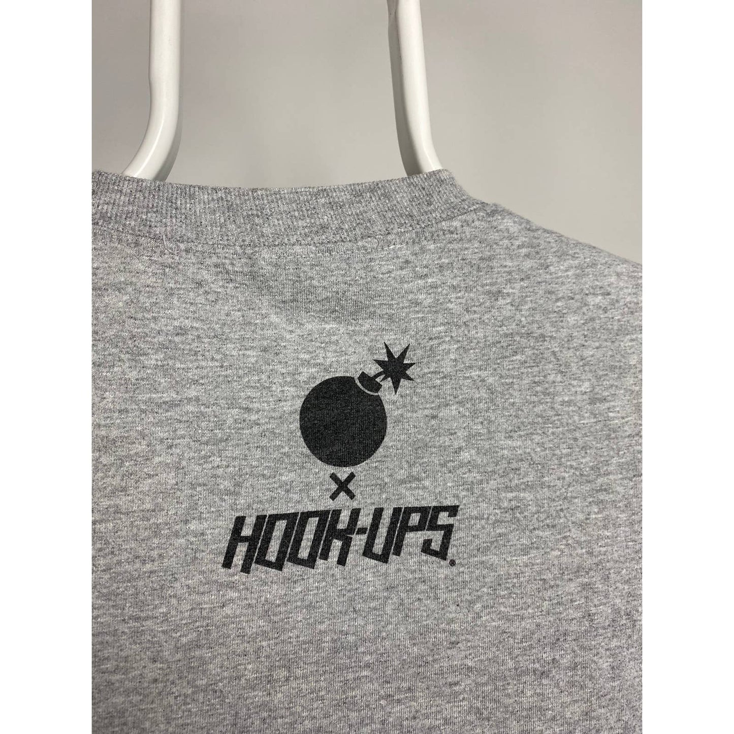Hookups x The Hundreds spell out T-shirt grey skate