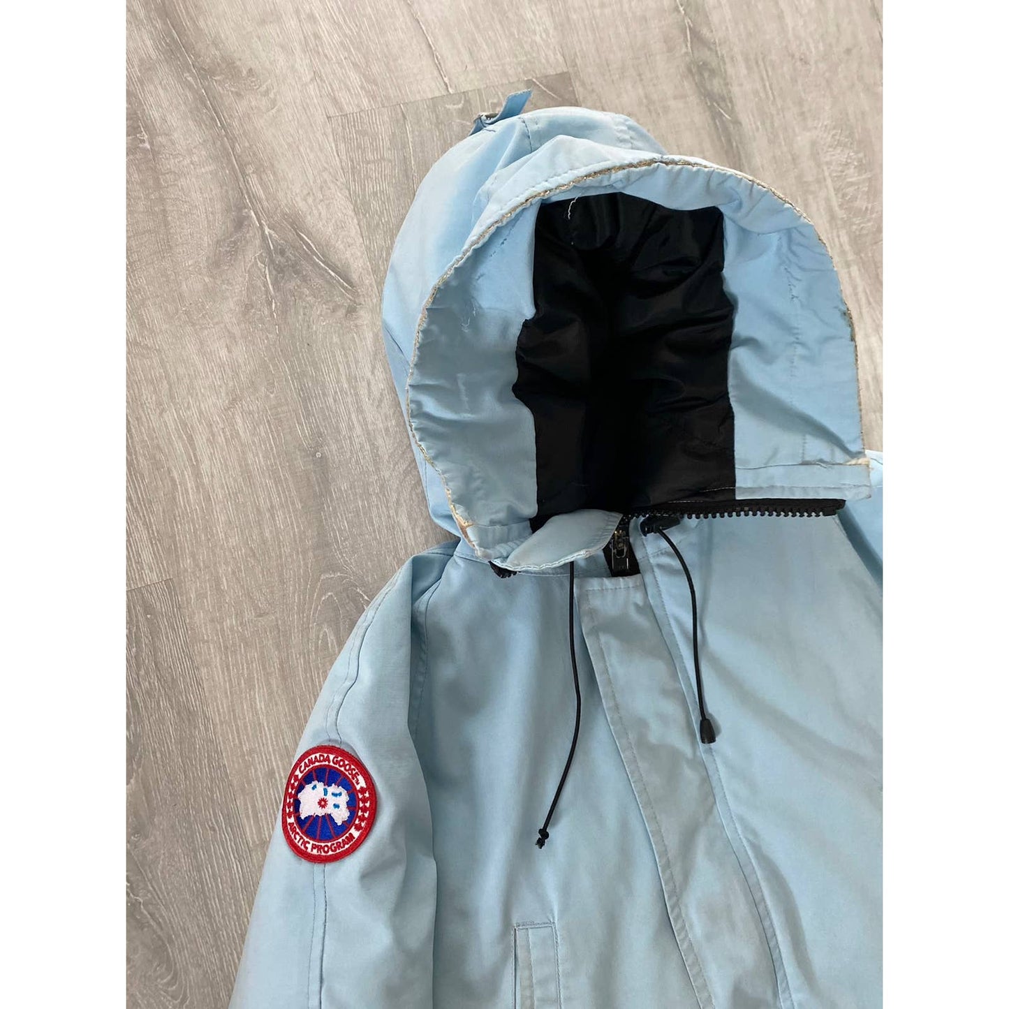 Canada Goose Chilliwack bomber jacket vintage baby blue