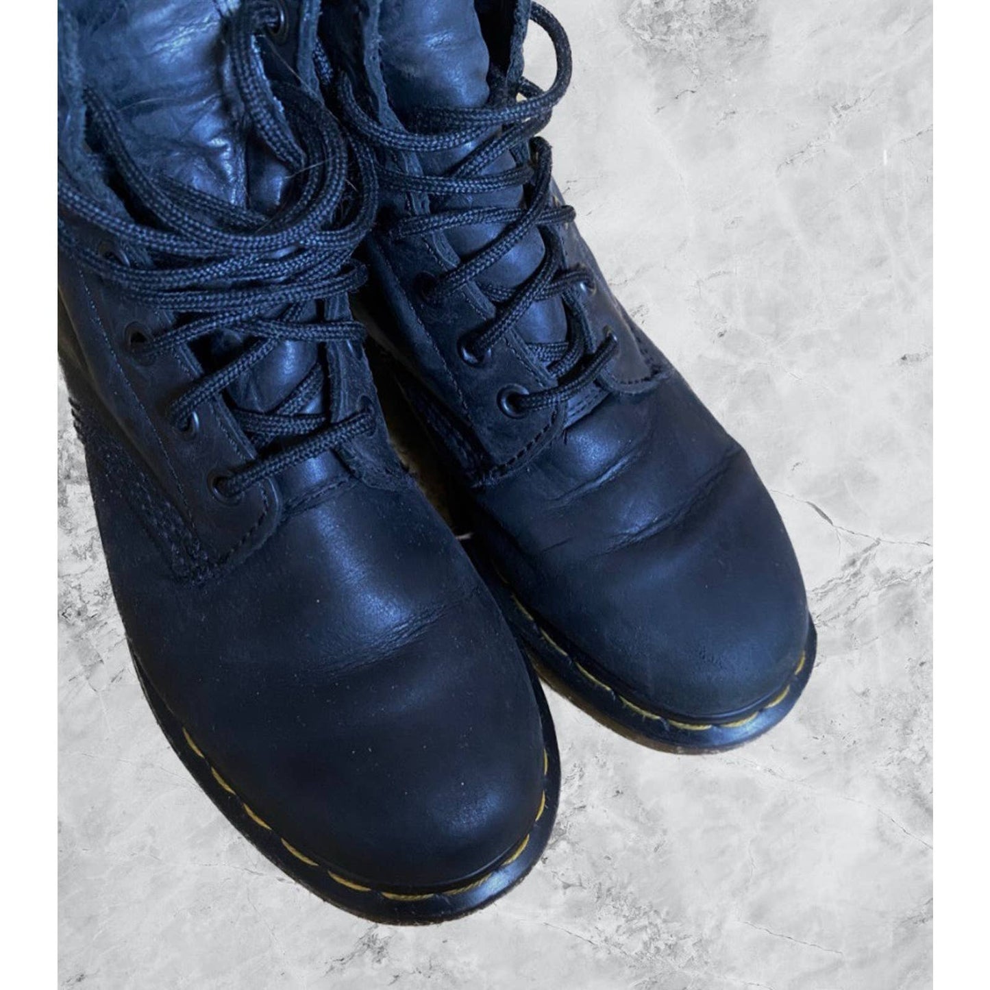 Dr. Martens boots 1460 serena fur lining black