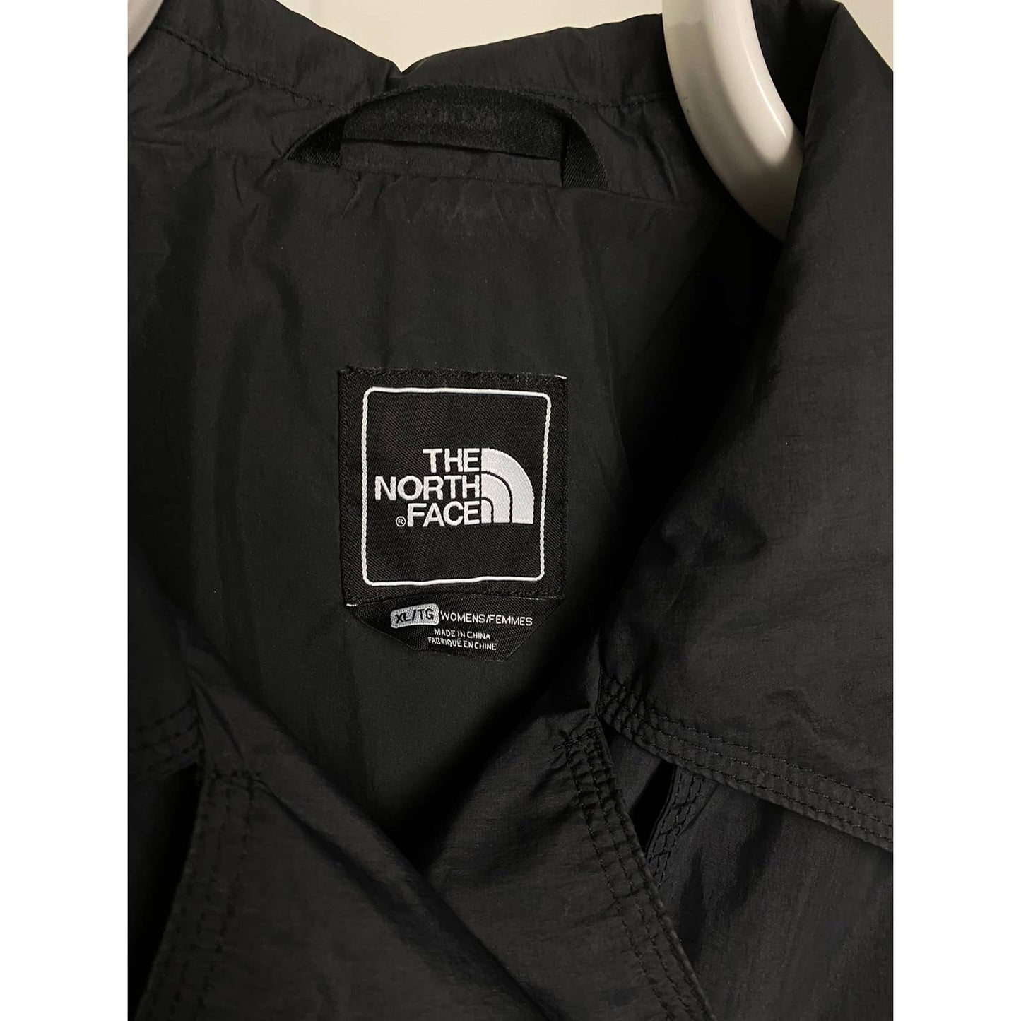 The North Face HyVent vintage black coat jacket TNF windbreaker