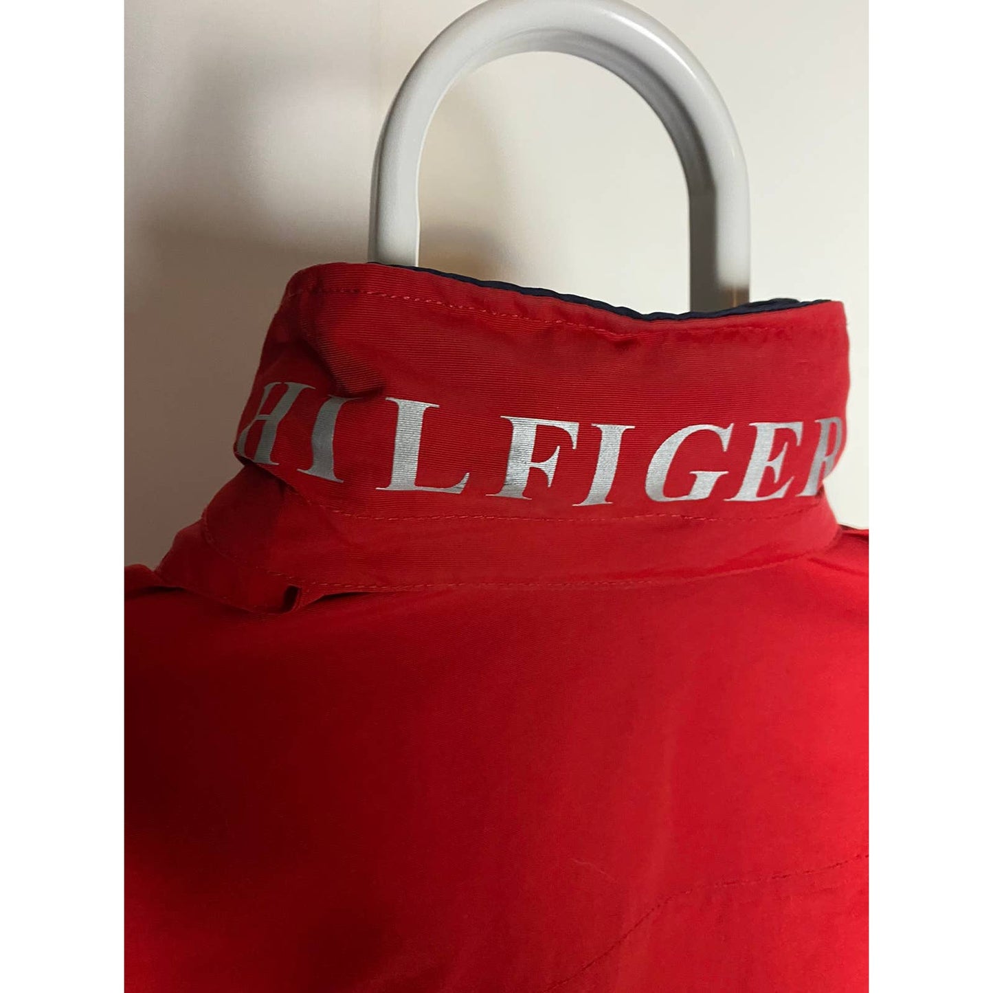 Tommy Hilfiger red windbreaker jacket small logo flag