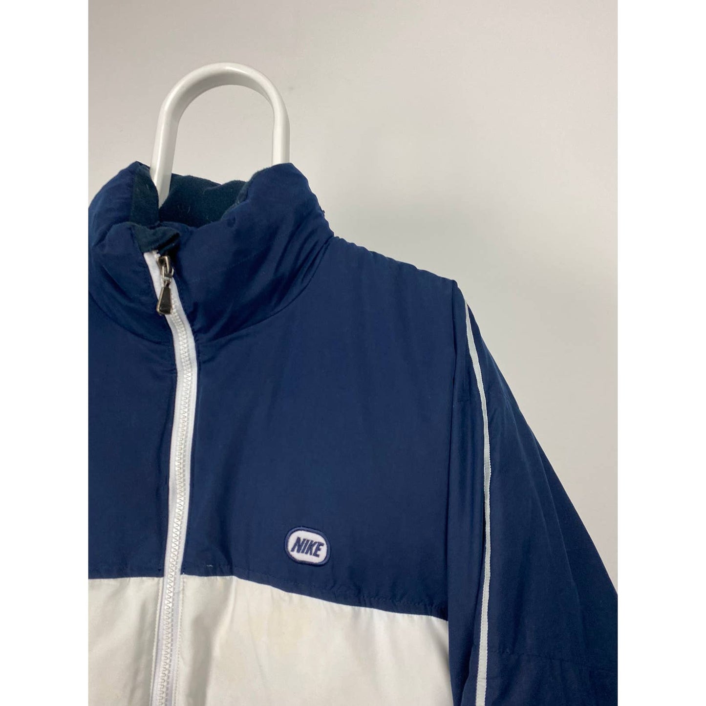 Nike vintage small logo puffer jacket white/navy 2000