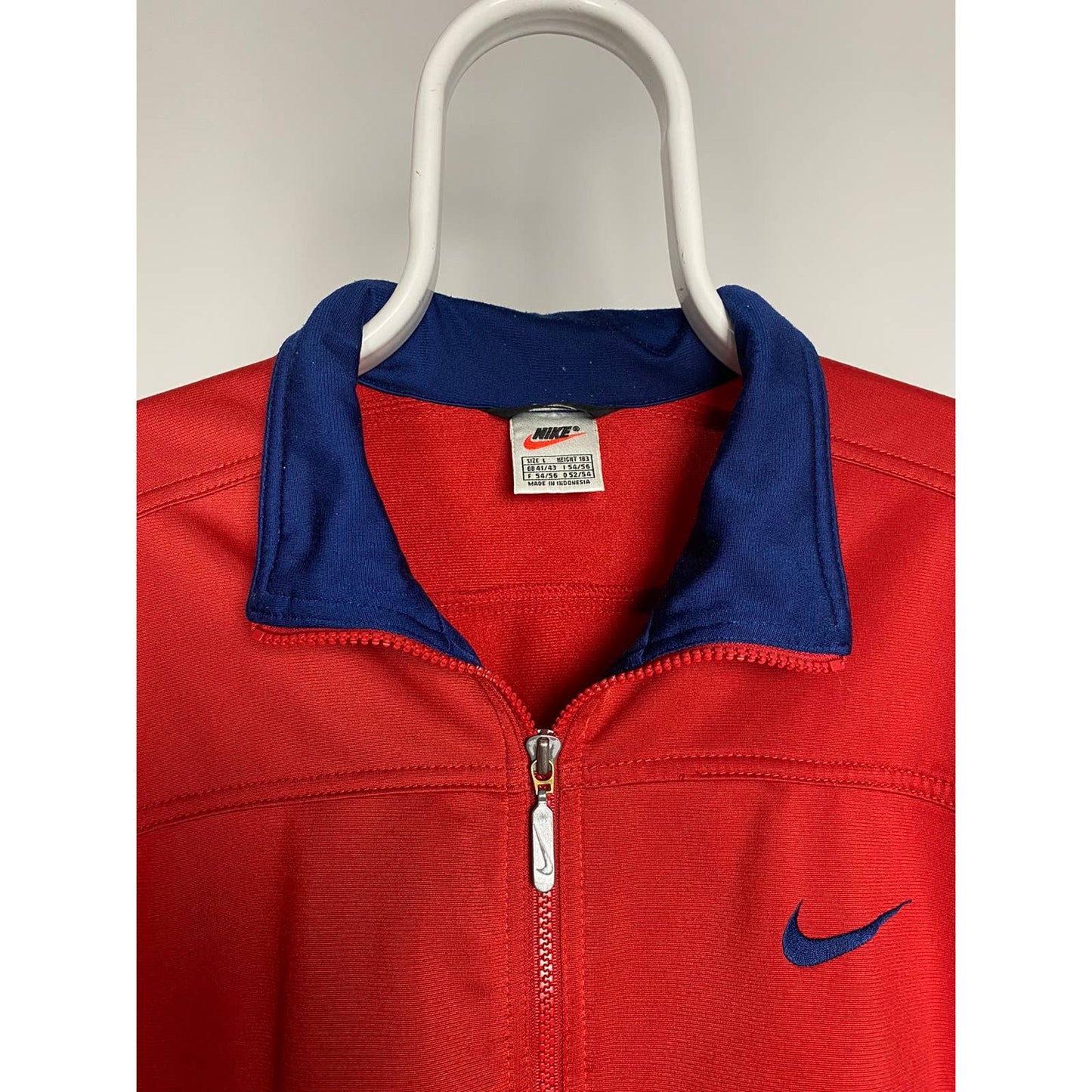 90s Nike vintage red track jacket zip sweatshirt big swoosh