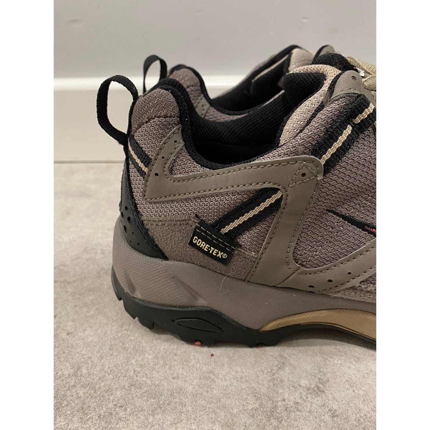 Nike ACG vintage Goretex Bandolier 2 grey trekking