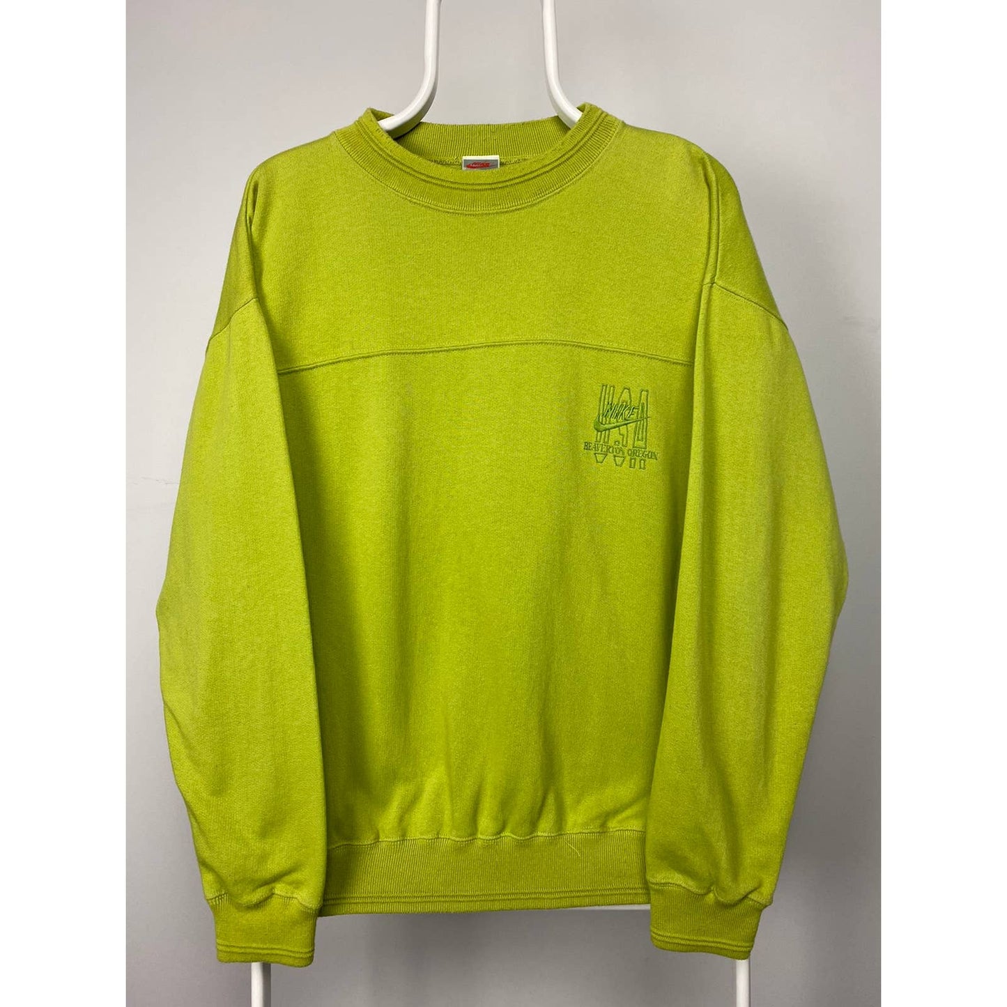 Nike vintage sweatshirt Beaverton Oregon USA lime grey tag