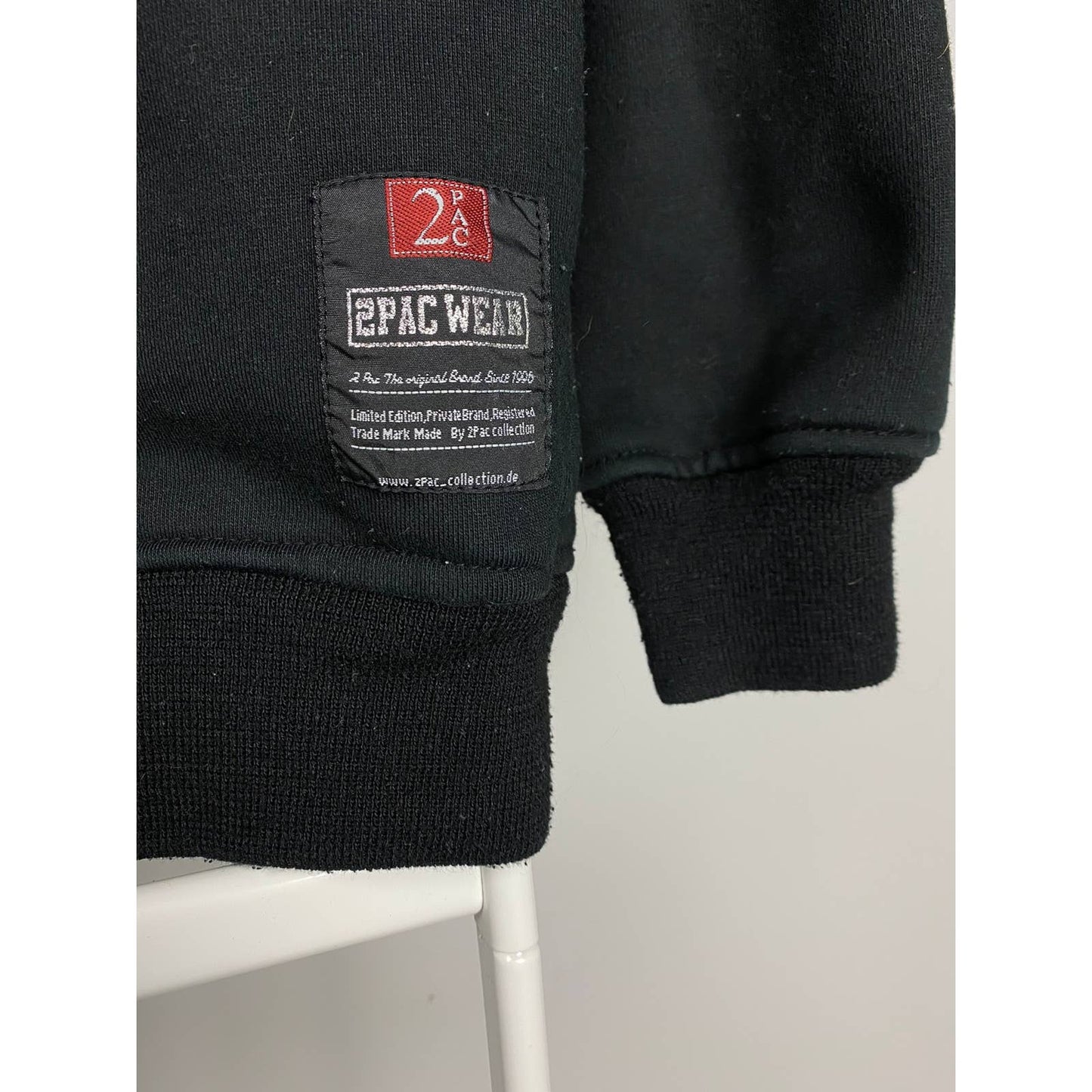 2Pac vintage black sweatshirt tupac the collection thug