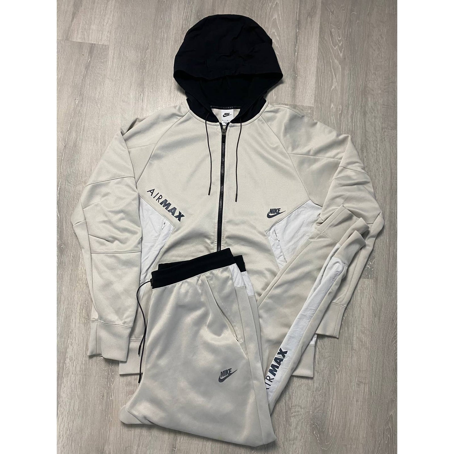 Nike Air Max vintage track suit cream beige tech fleece
