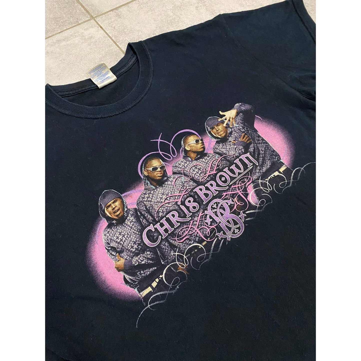 Chris Brown Europe tour black T-shirt vintage vibe