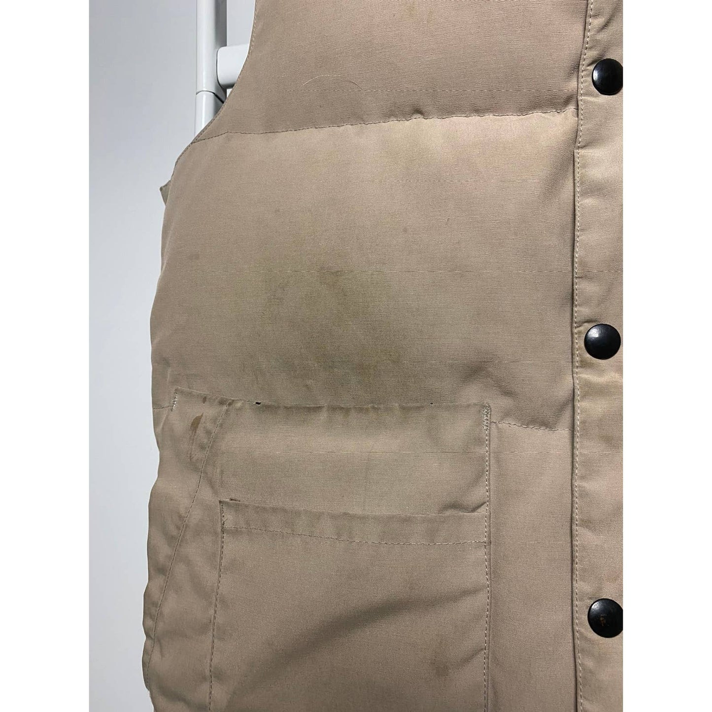 Canada Goose vintage beige puffer vest