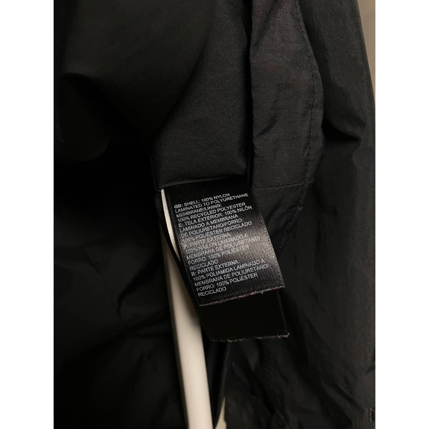 The North Face HyVent vintage black coat jacket TNF windbreaker