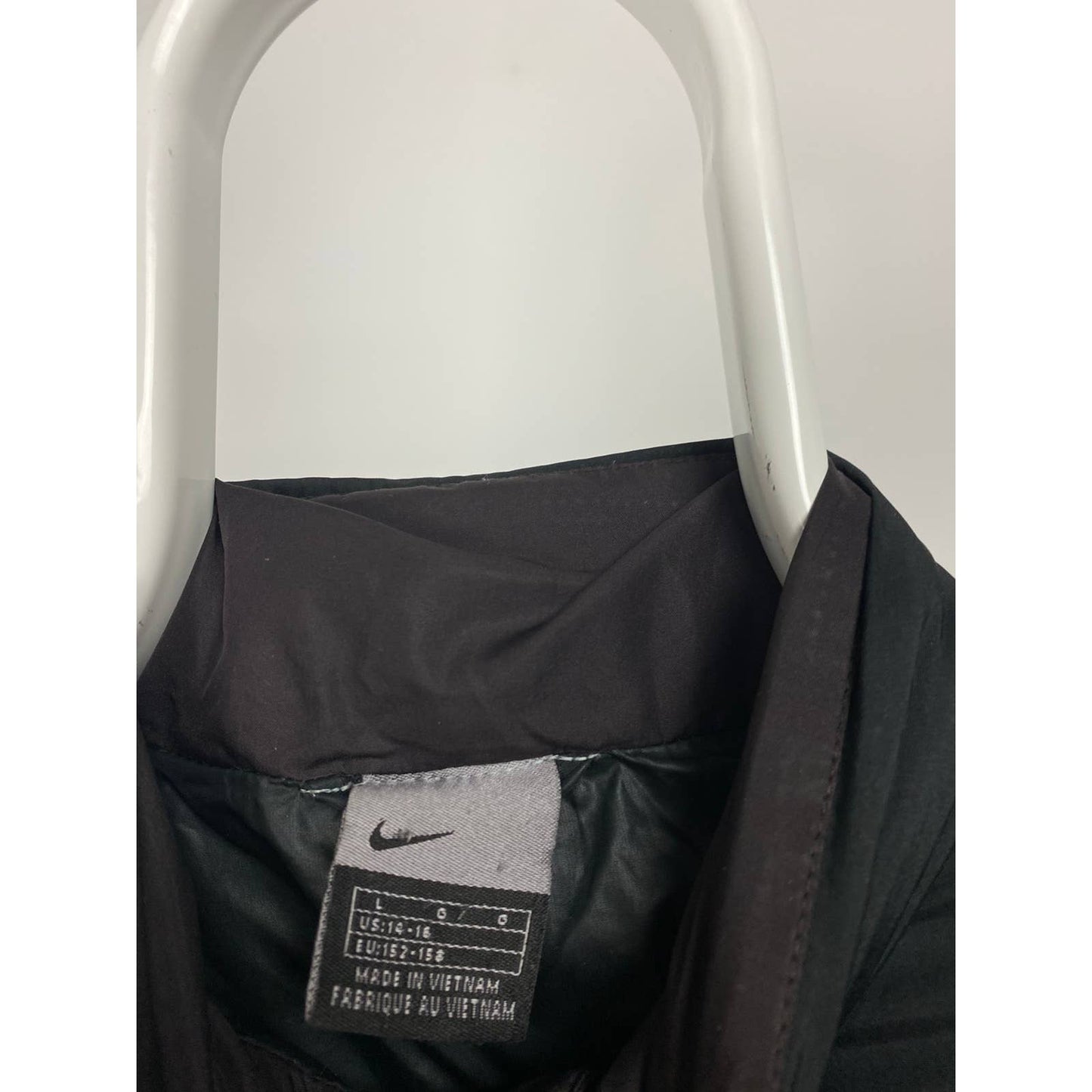 Nike vintage black cargo puffer jacket small swoosh 2000s