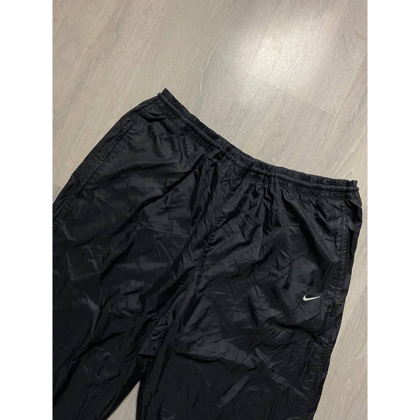 Nike vintage black track pants small swoosh 2000s parachute