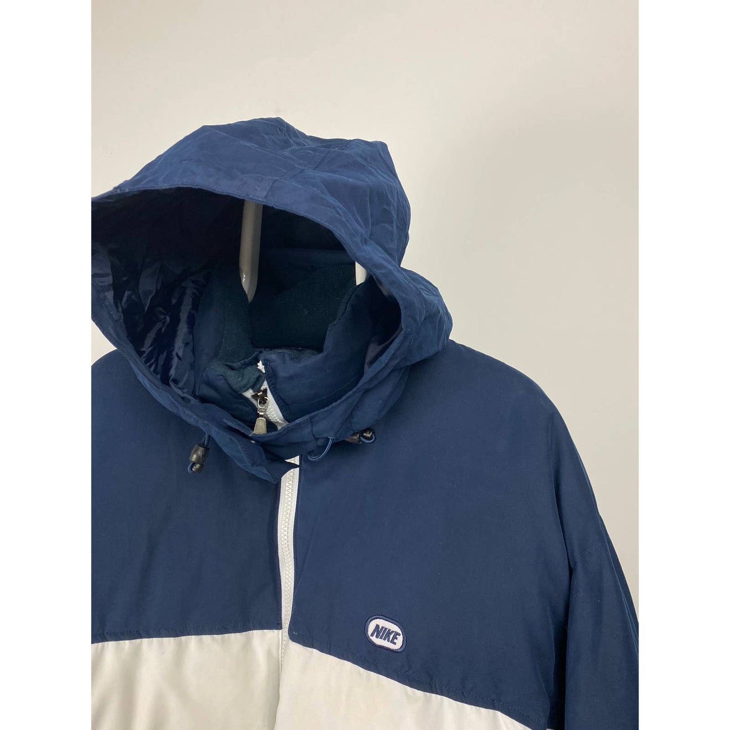 Nike vintage small logo puffer jacket white/navy 2000