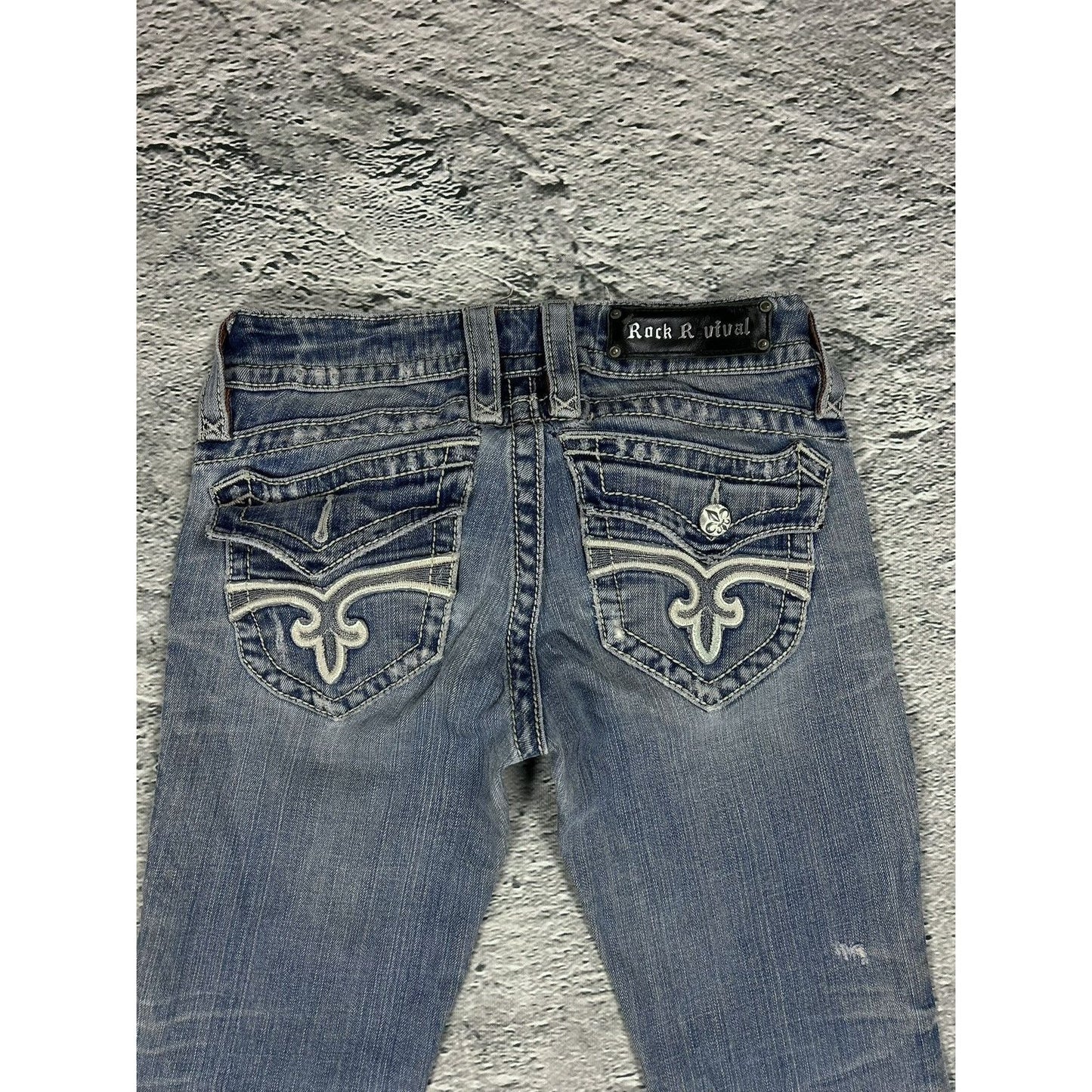 Rock Revival vintage blue jeans Y2K flared