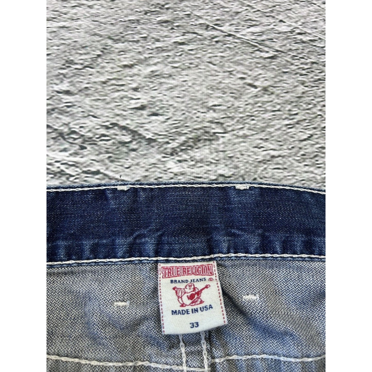 True Religion blue jeans white thick stitching Logan Y2K