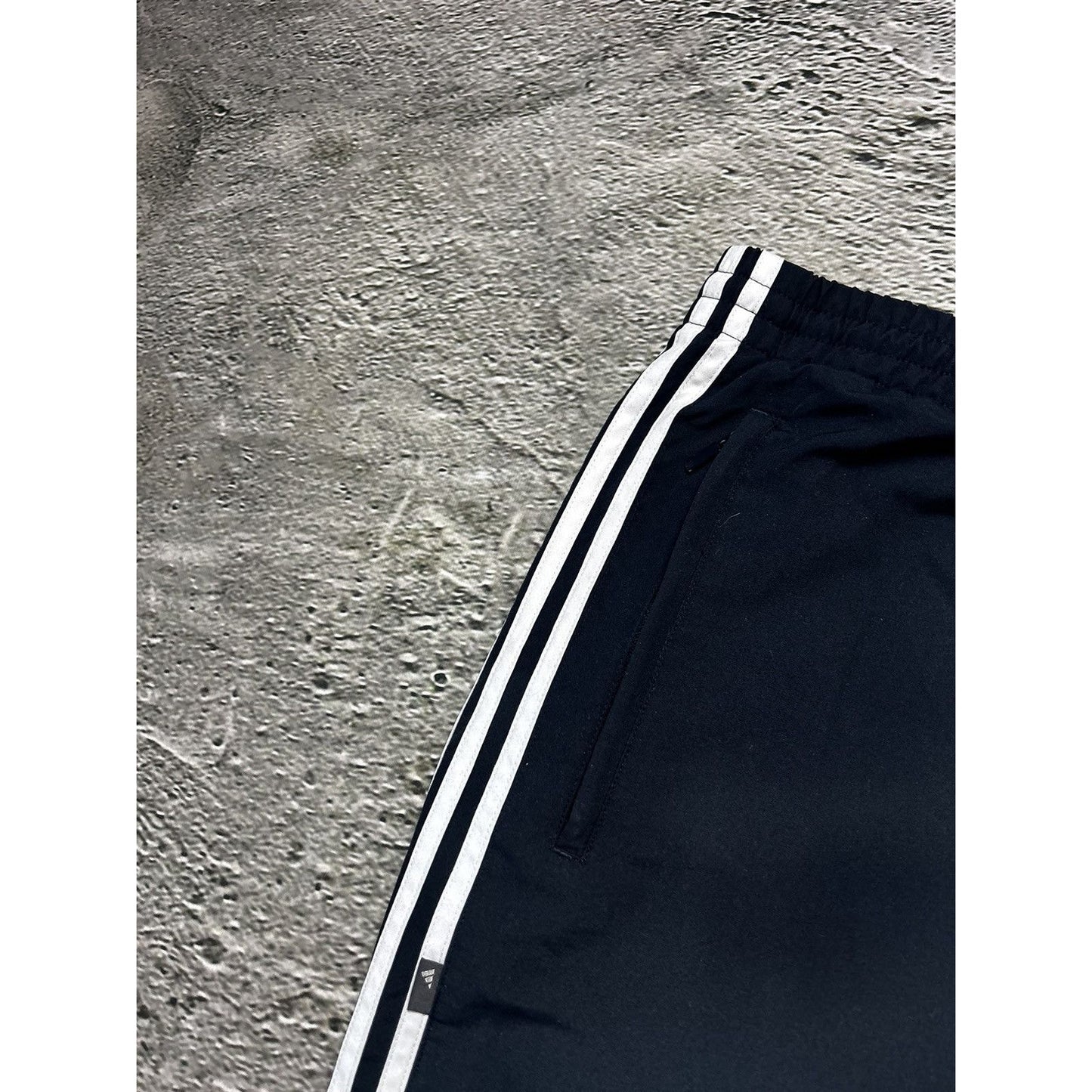 Adidas vintage navy track pants small logo 2000s drill Y2K