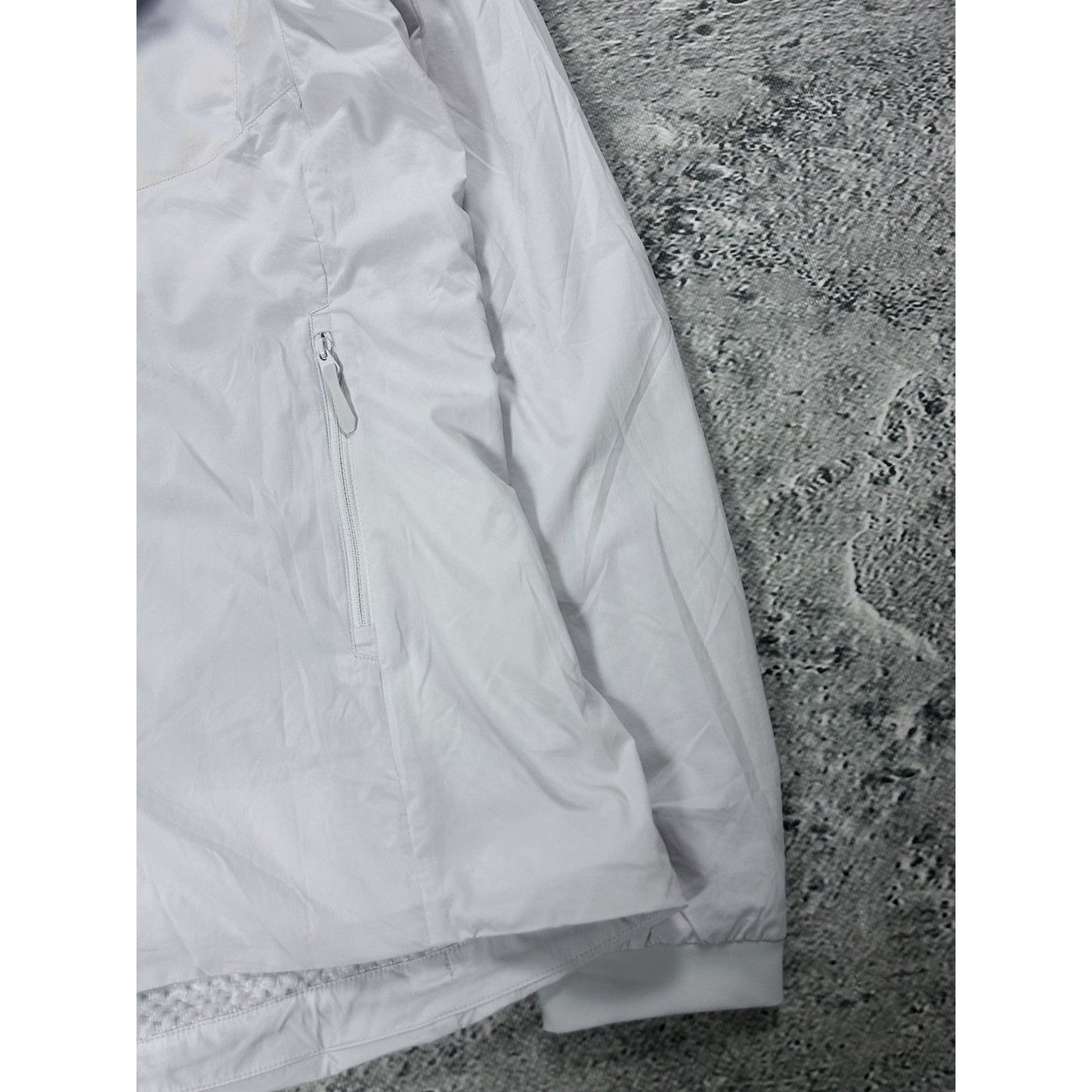 Arc’teryx jacket Atom LT white hoody