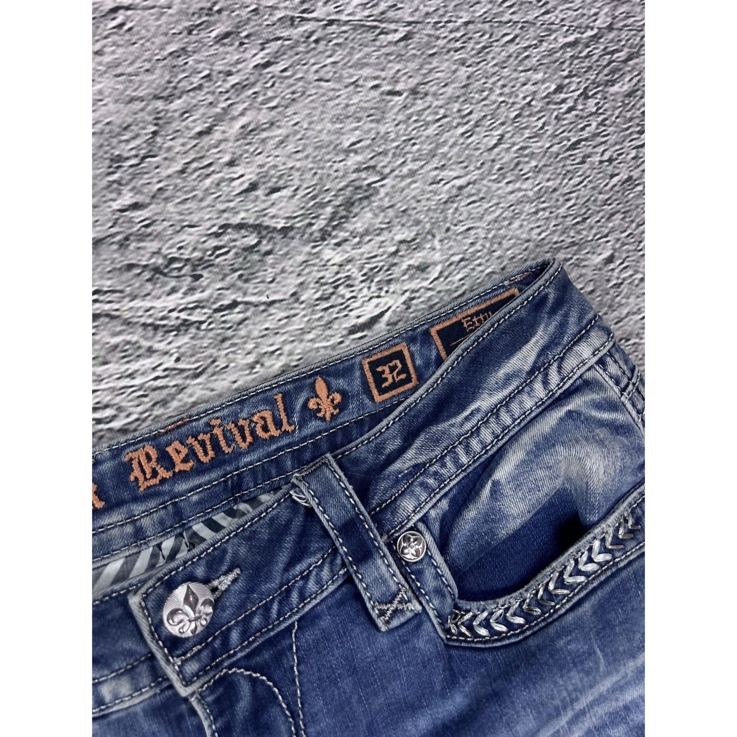 Rock Revival rhinestone glitter jeans Y2K flared Etty