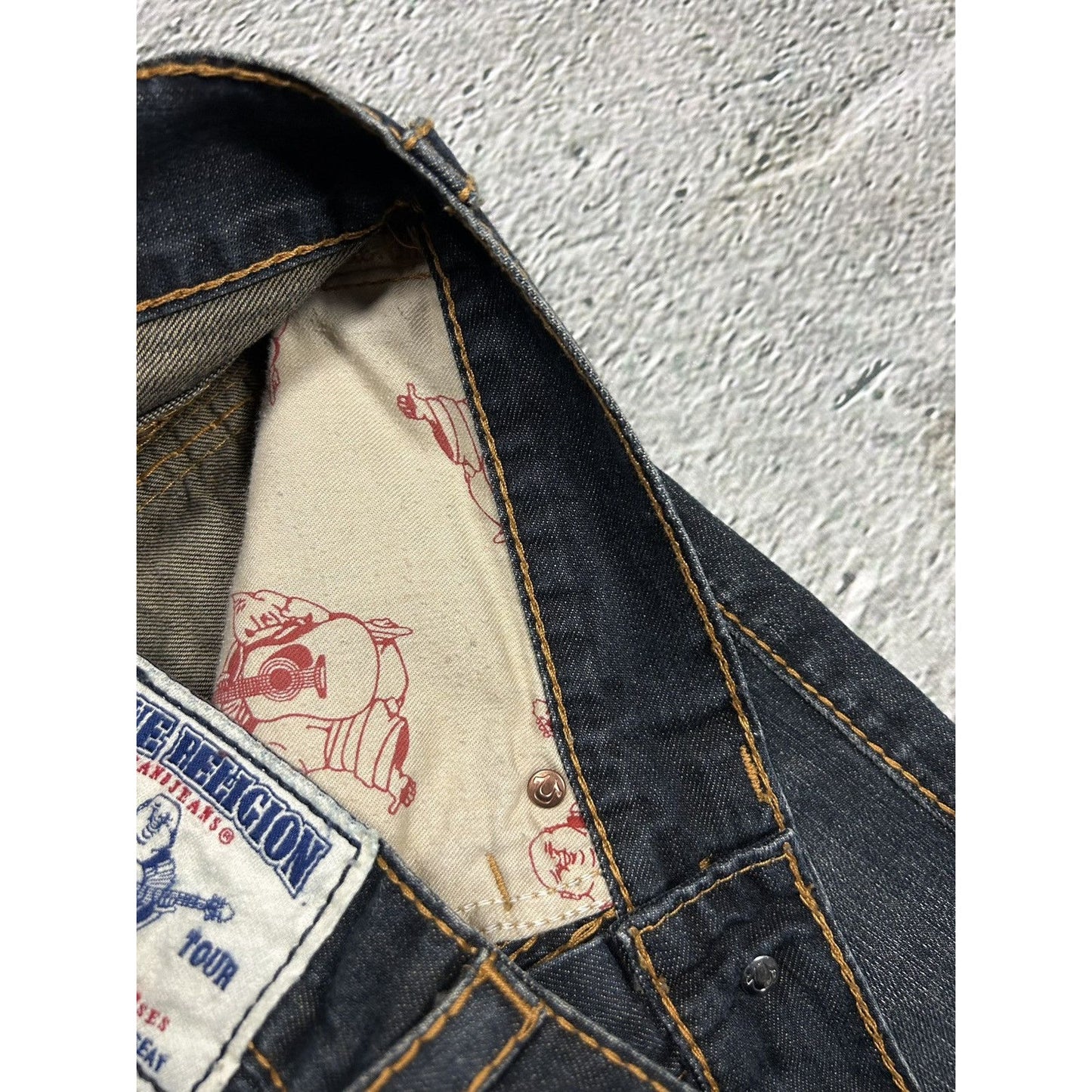 True Religion dark navy jeans orange thick stitching Y2K