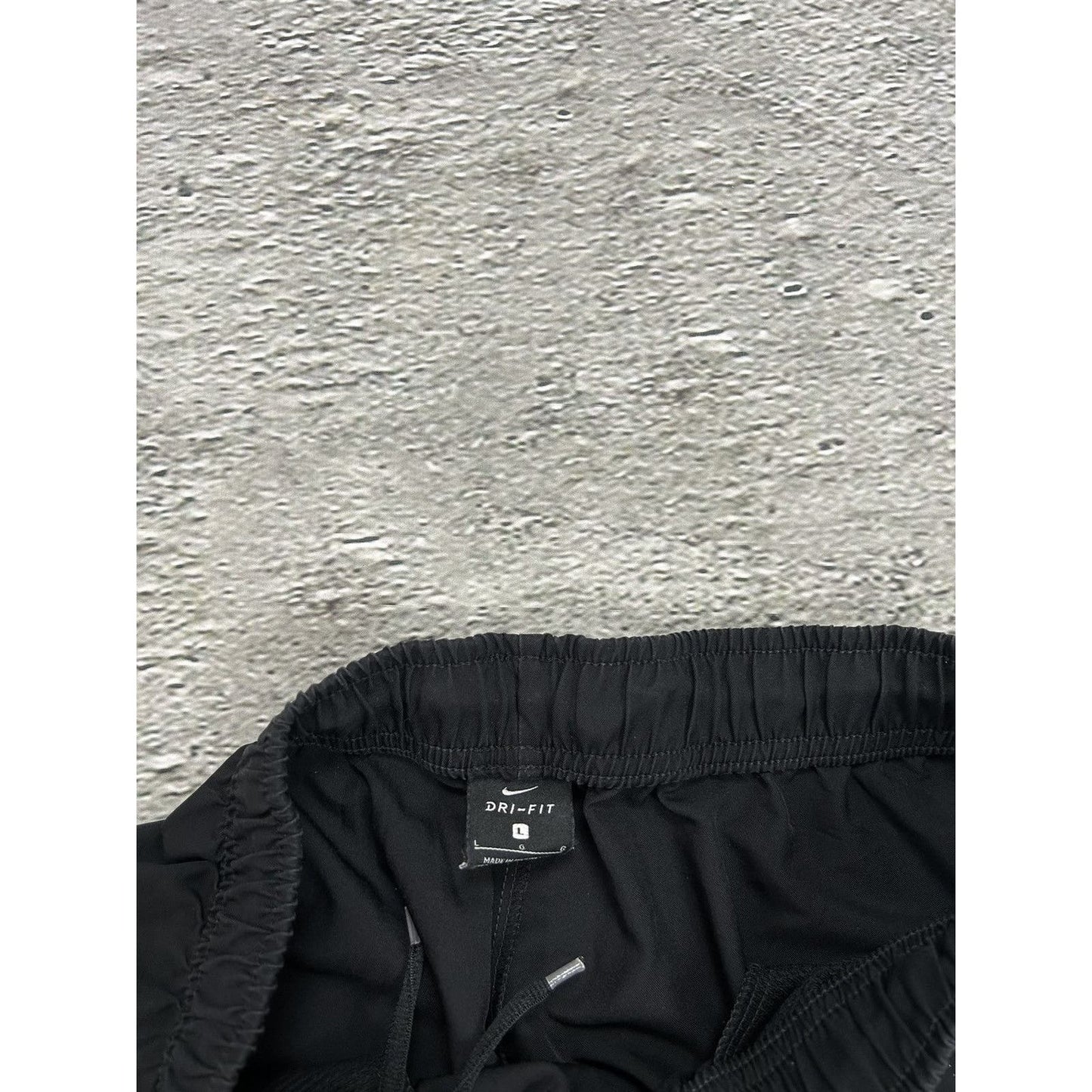 Nike nylon track pants black vintage drill Y2K parachute