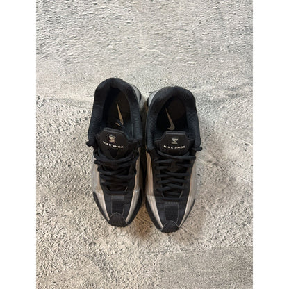 Nike Shox R4 sneakers black silver street shoes low