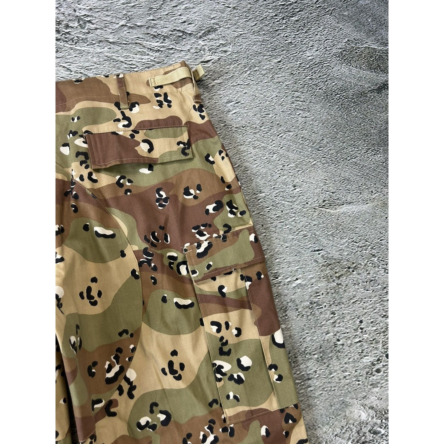 Military cargo pants vintage camo brown