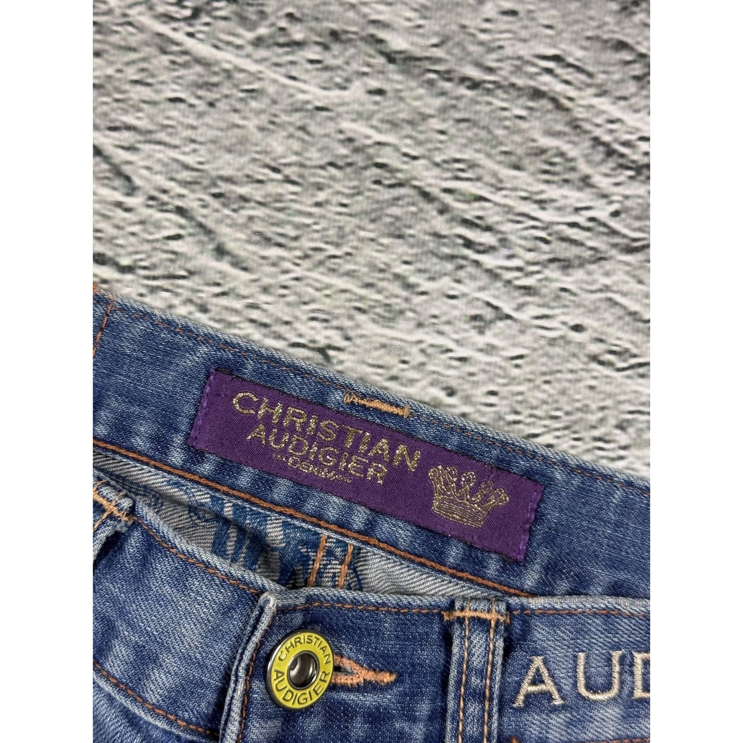 Christian Audigier Ed Hardy embroidered vintage jeans dragon