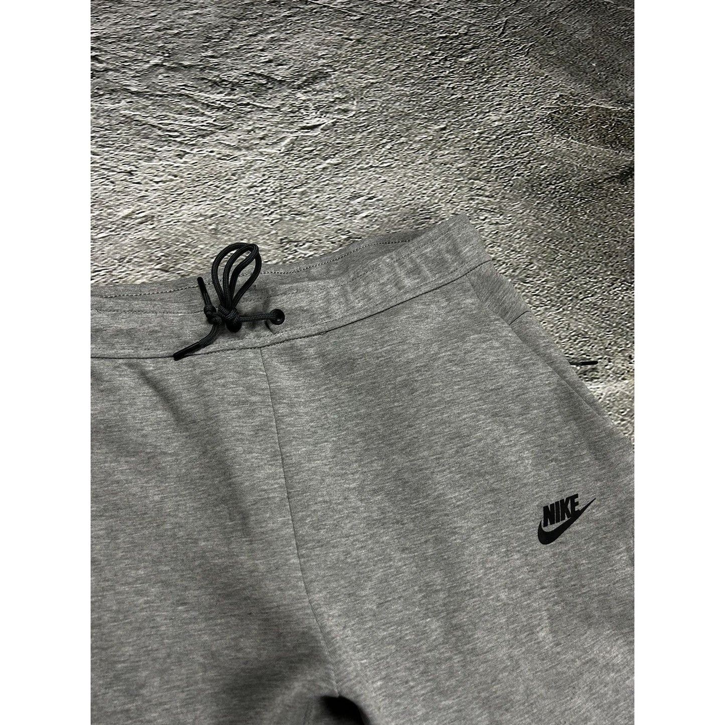 Nike tech fleece sweatpants drill grey