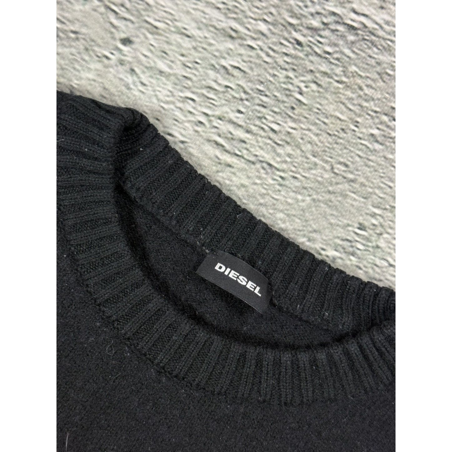 Diesel vintage sweater black Y2K big logo red