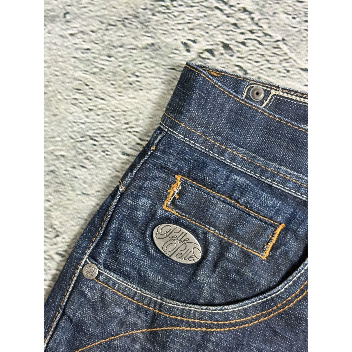 Pelle Pelle vintage navy blue jeans Y2K baggy denim big logo