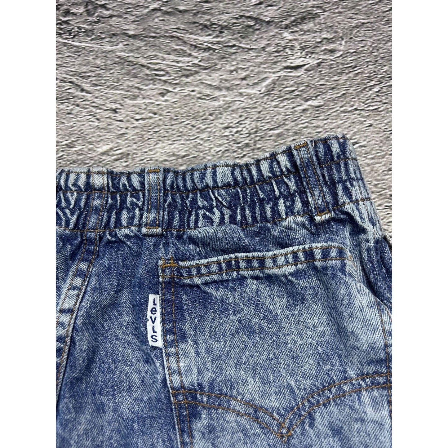 Levi's sportjeans vintage 90s stonewash denim made in USA