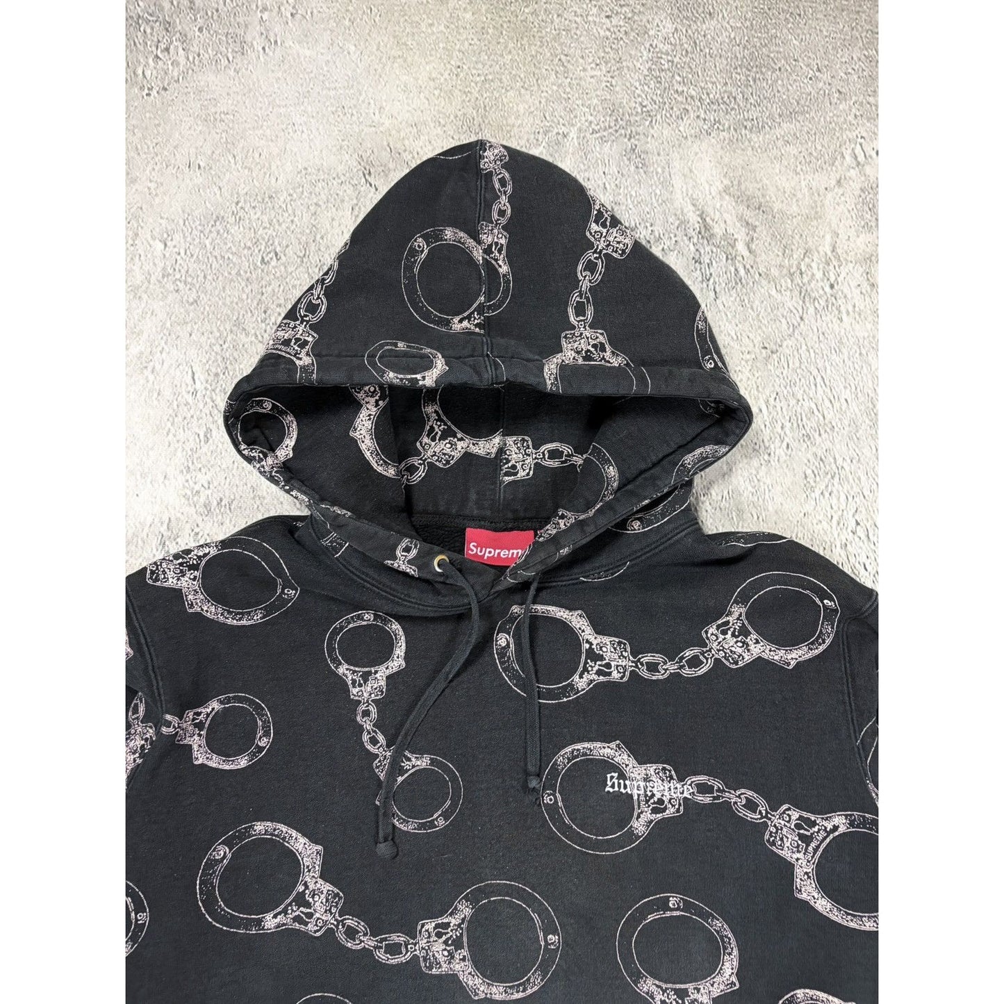 Supreme hoodie handcuffs black hooded sweatshirt FW17