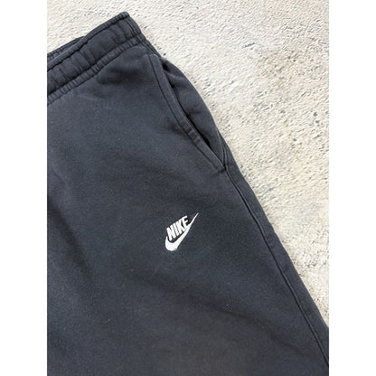 Nike black shorts small swoosh cargo