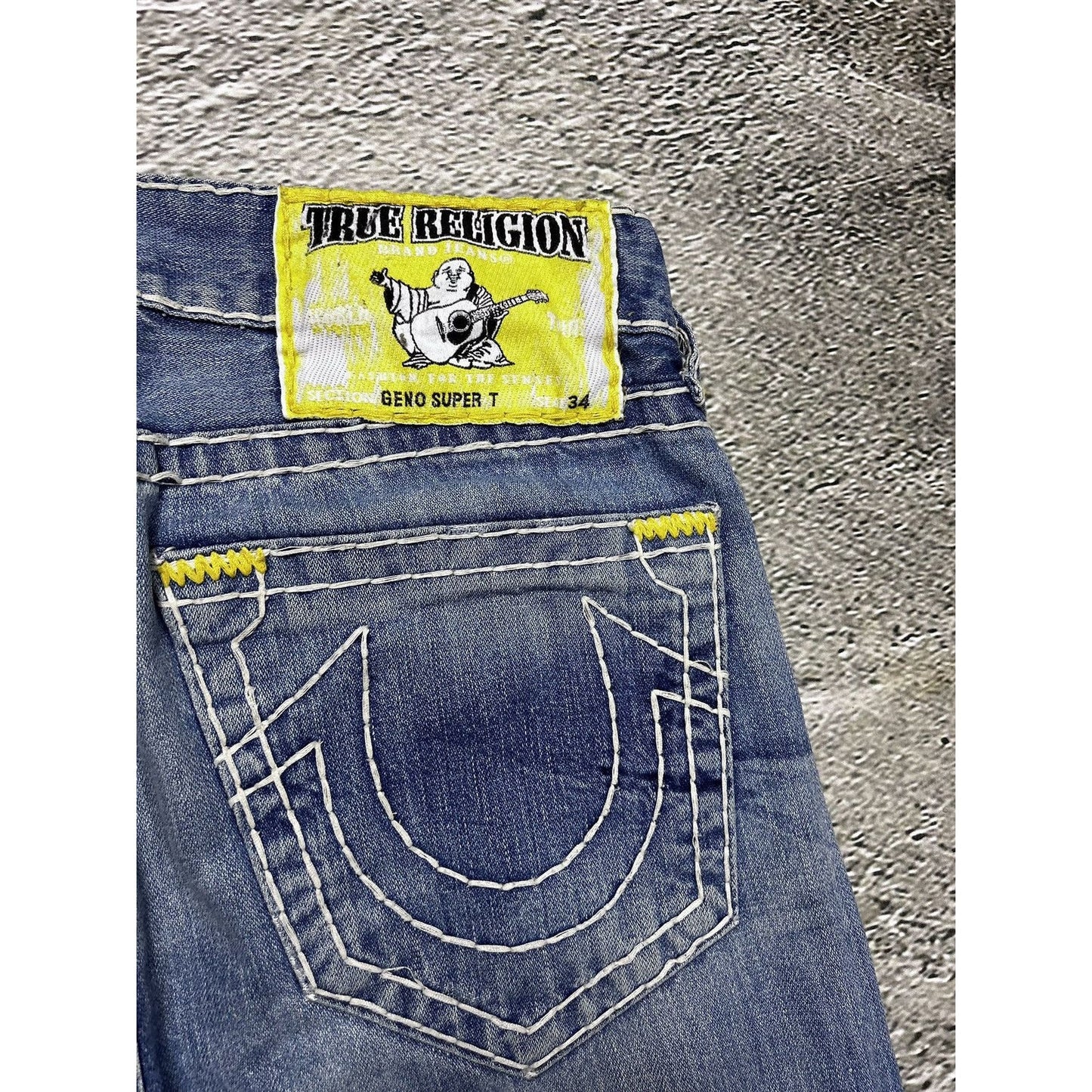 True Religion blue jeans white thick stitching Y2K