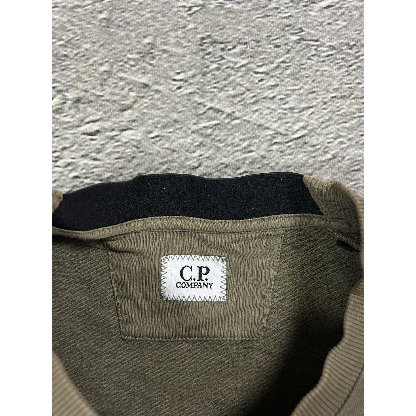 C.P. Company sweatshirt with lens khaki