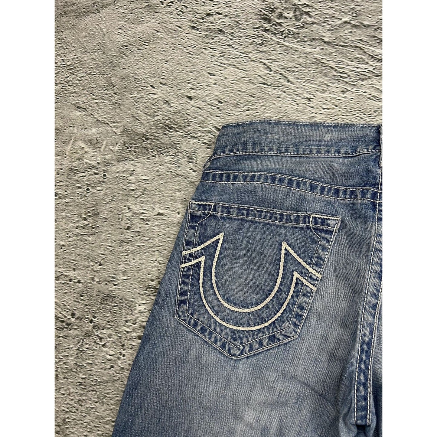 True Religion blue jeans white thick stitching straight Y2K