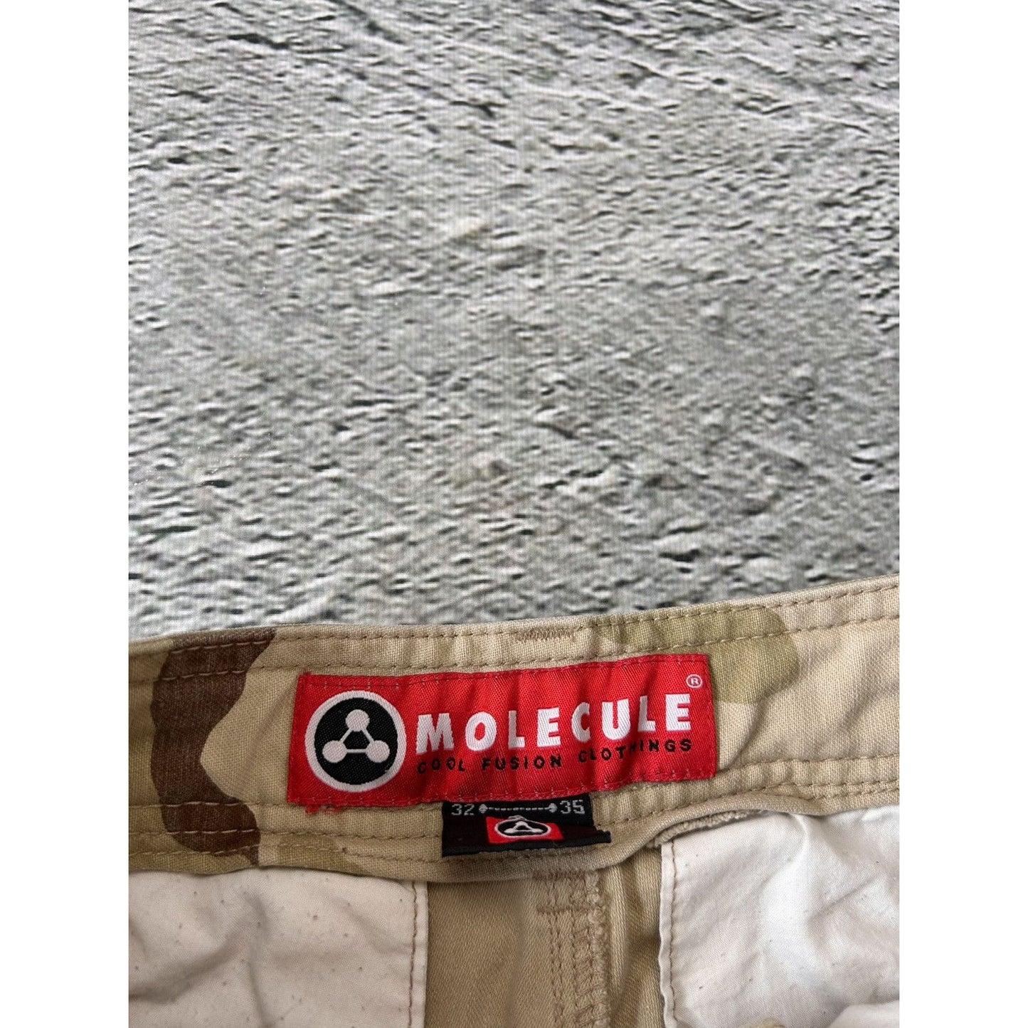 Molecule vintage cargo shorts camo utility military