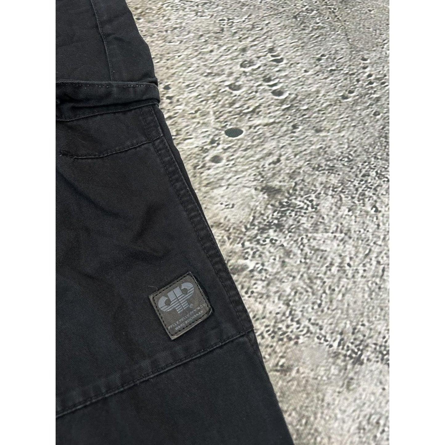 Pelle Pelle vintage black cargo pants small logo Y2K