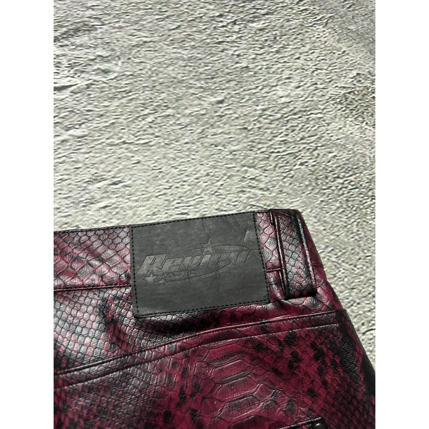 Review baggy pants faux leather style red snakeskin