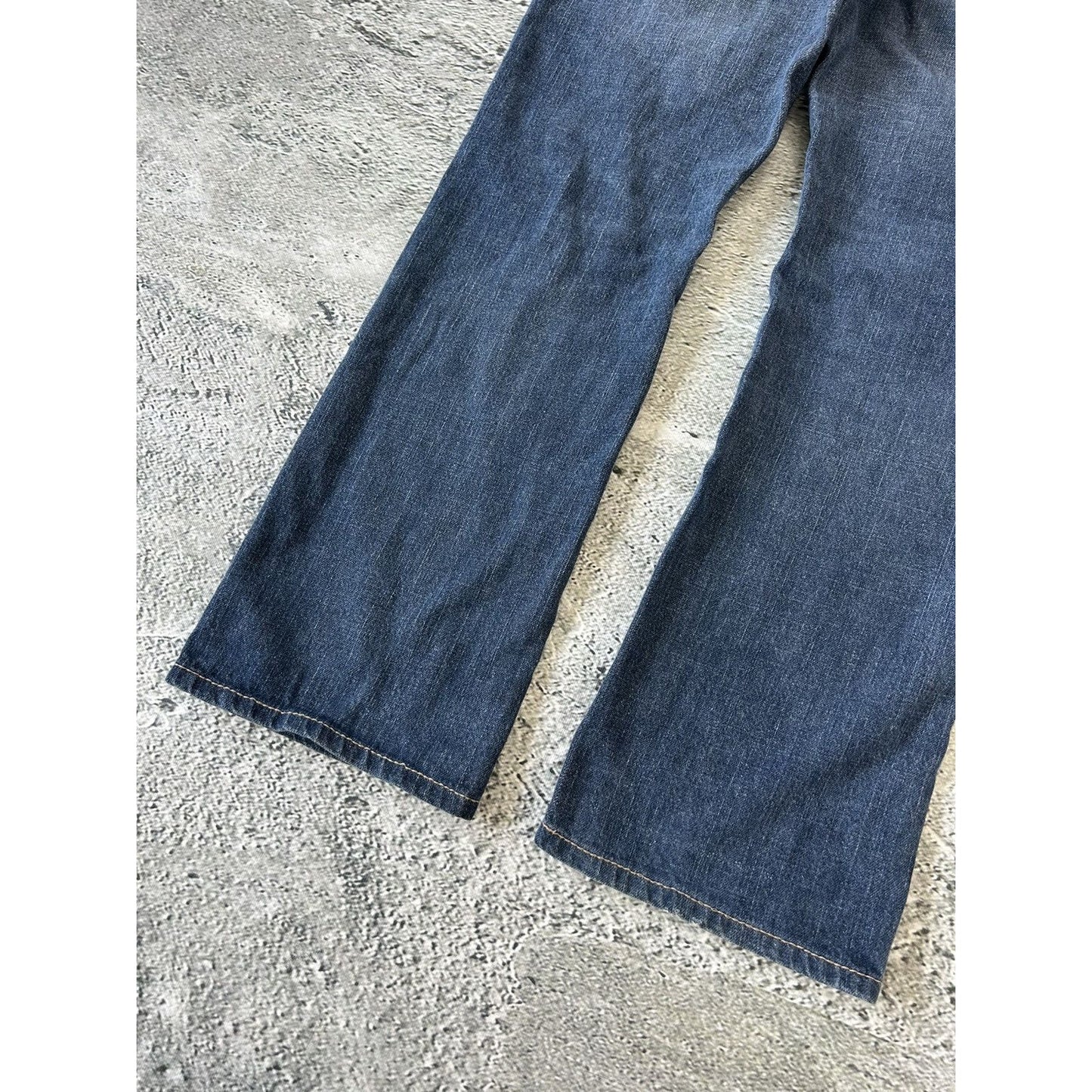 True Religion blue jeans white stitching Y2K bootcut