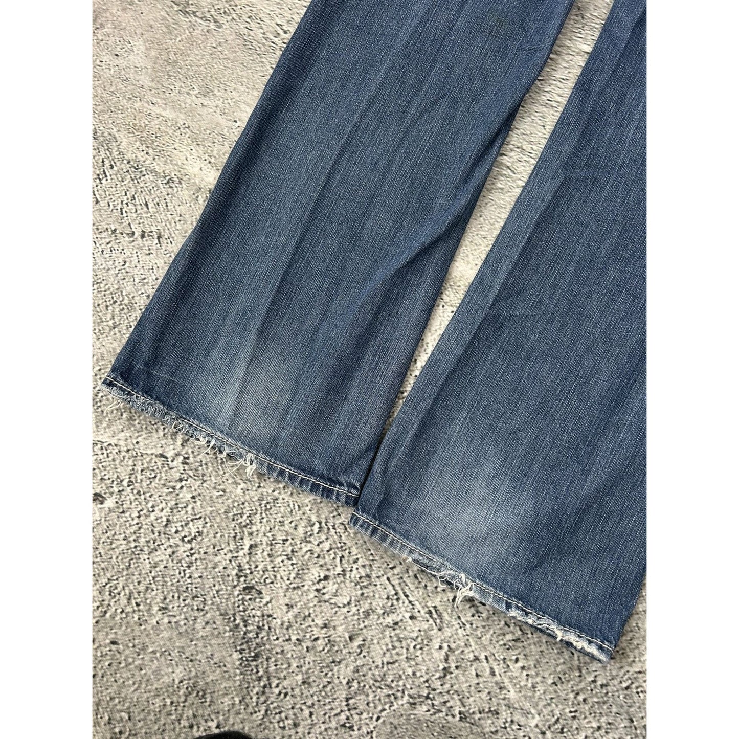 True Religion blue jeans thick stitching straight Y2K