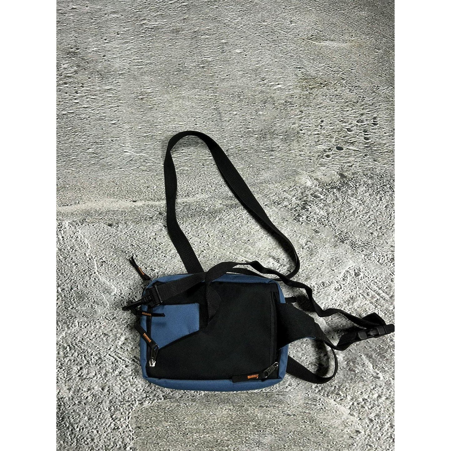 Nike waist bag vintage blue Y2K shoulder bag TN