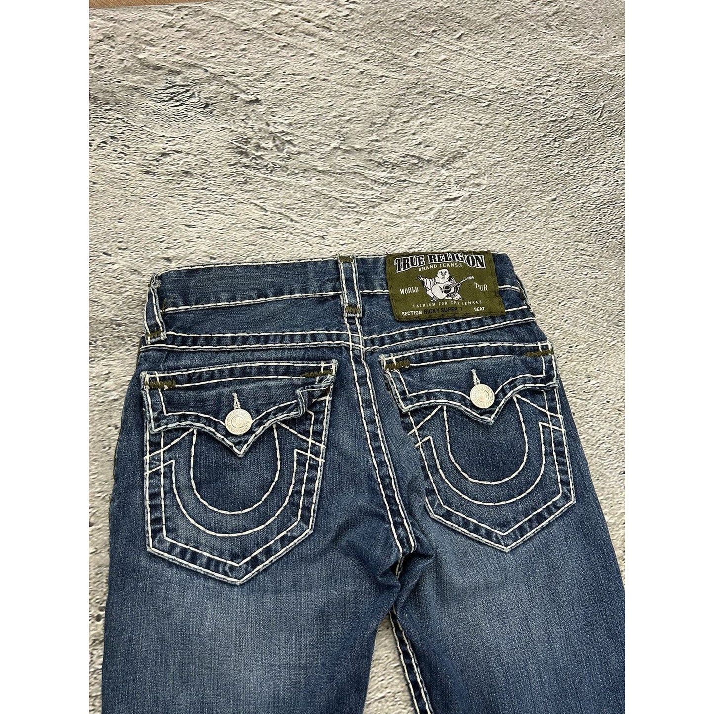 True Religion blue jeans white thick stitching Y2K khaki