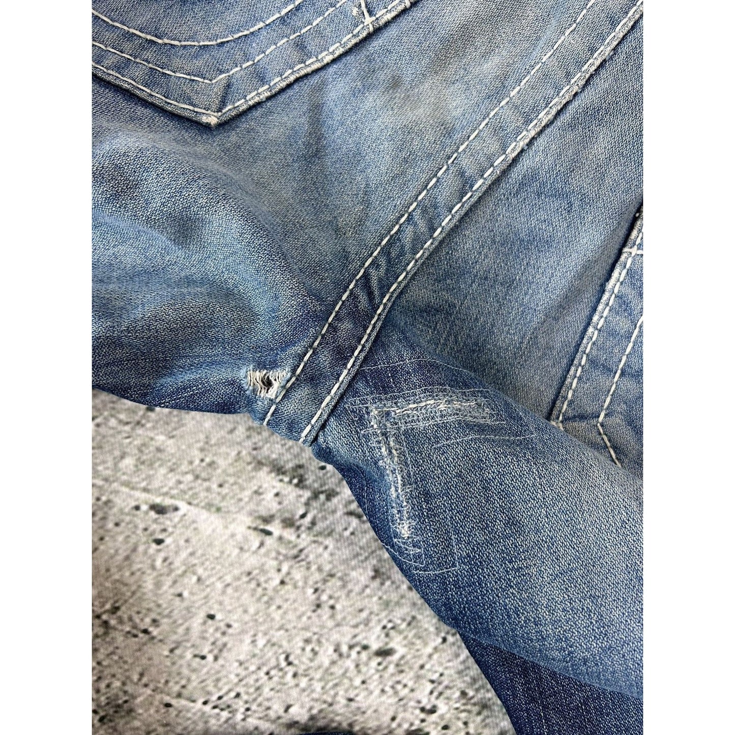 True Religion blue jeans white thick stitching Bobby