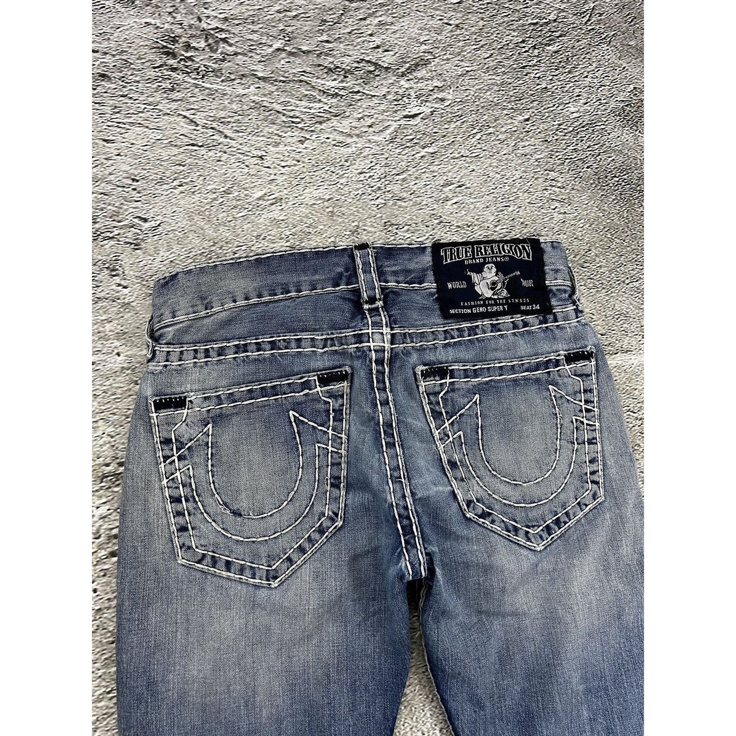 True Religion blue jeans thick white stitching Y2K