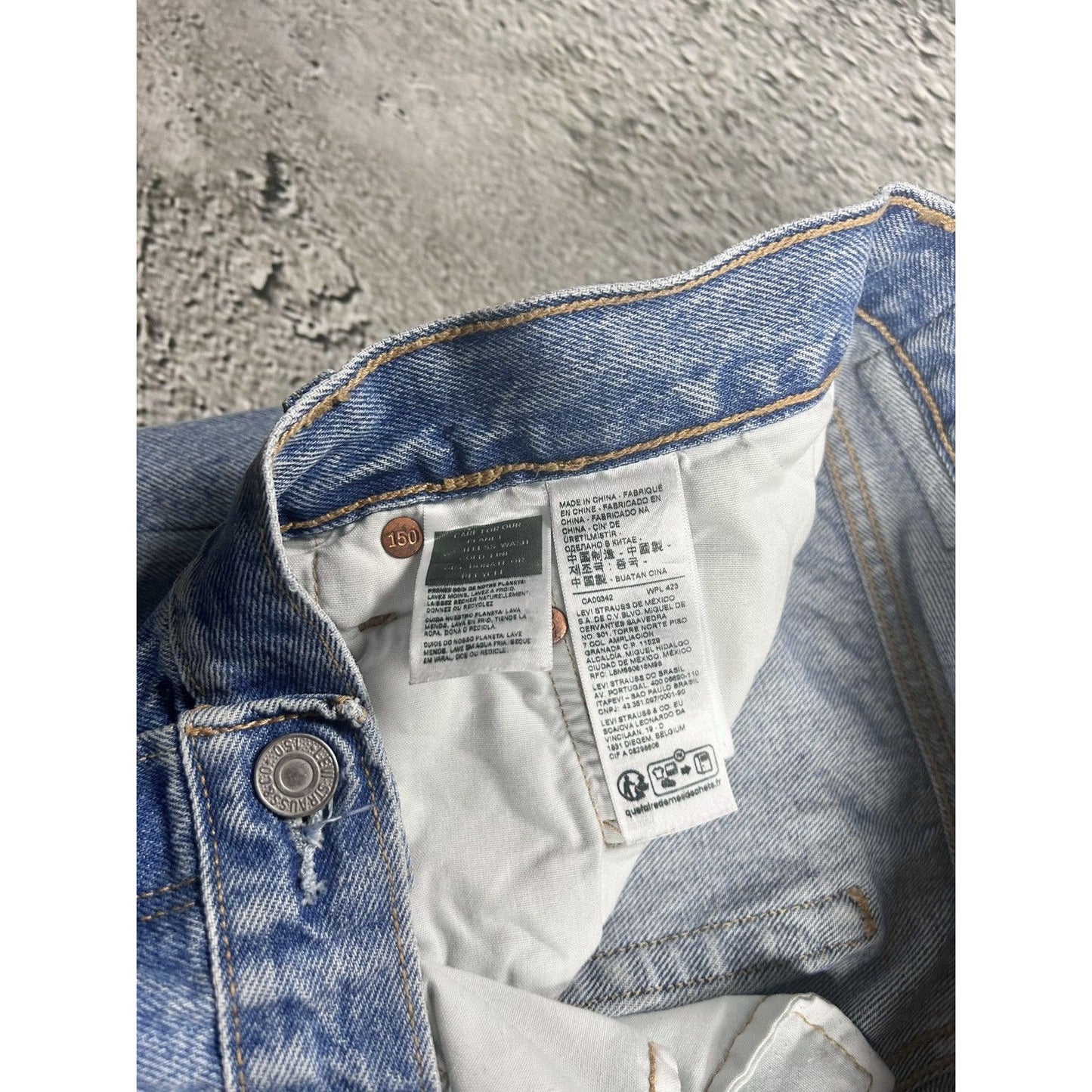 Levi’s 501 jeans 150 special edition 90s patchowork blue