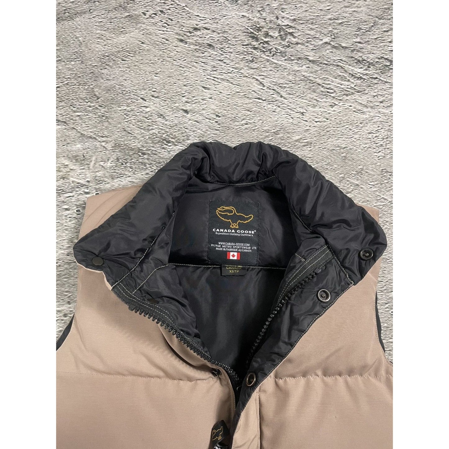 Canada Goose vintage beige puffer vest