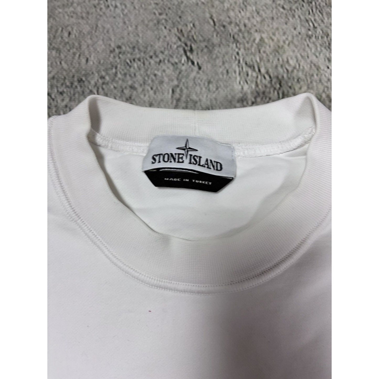 Stone island sweatshirt white with badge